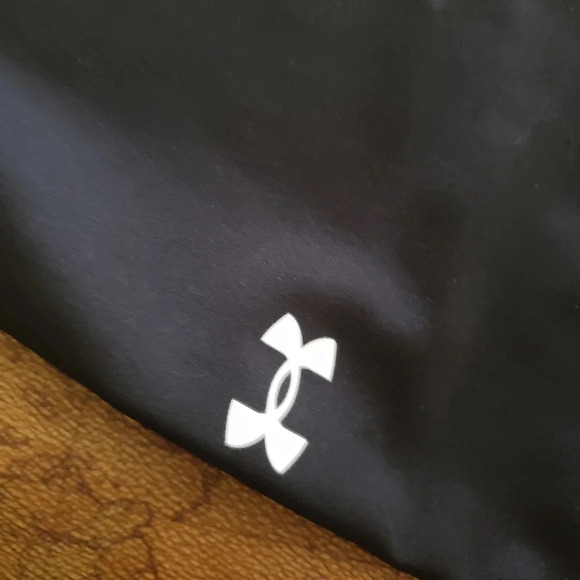 *UNDER ARMOUR crop legging, black - Picture 2 of 6